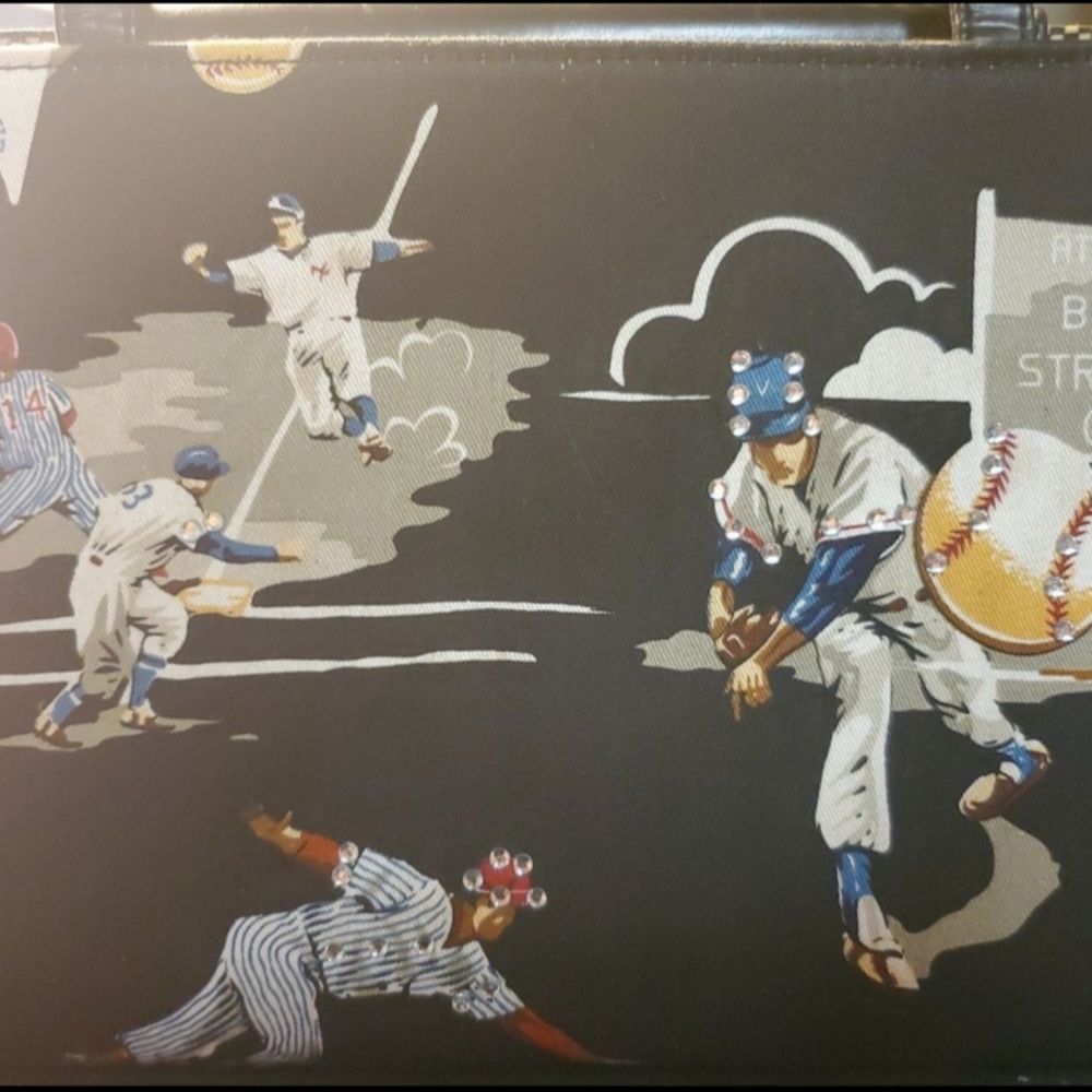 Womens Baseball Purse. Nice condition.  Non smoking home.